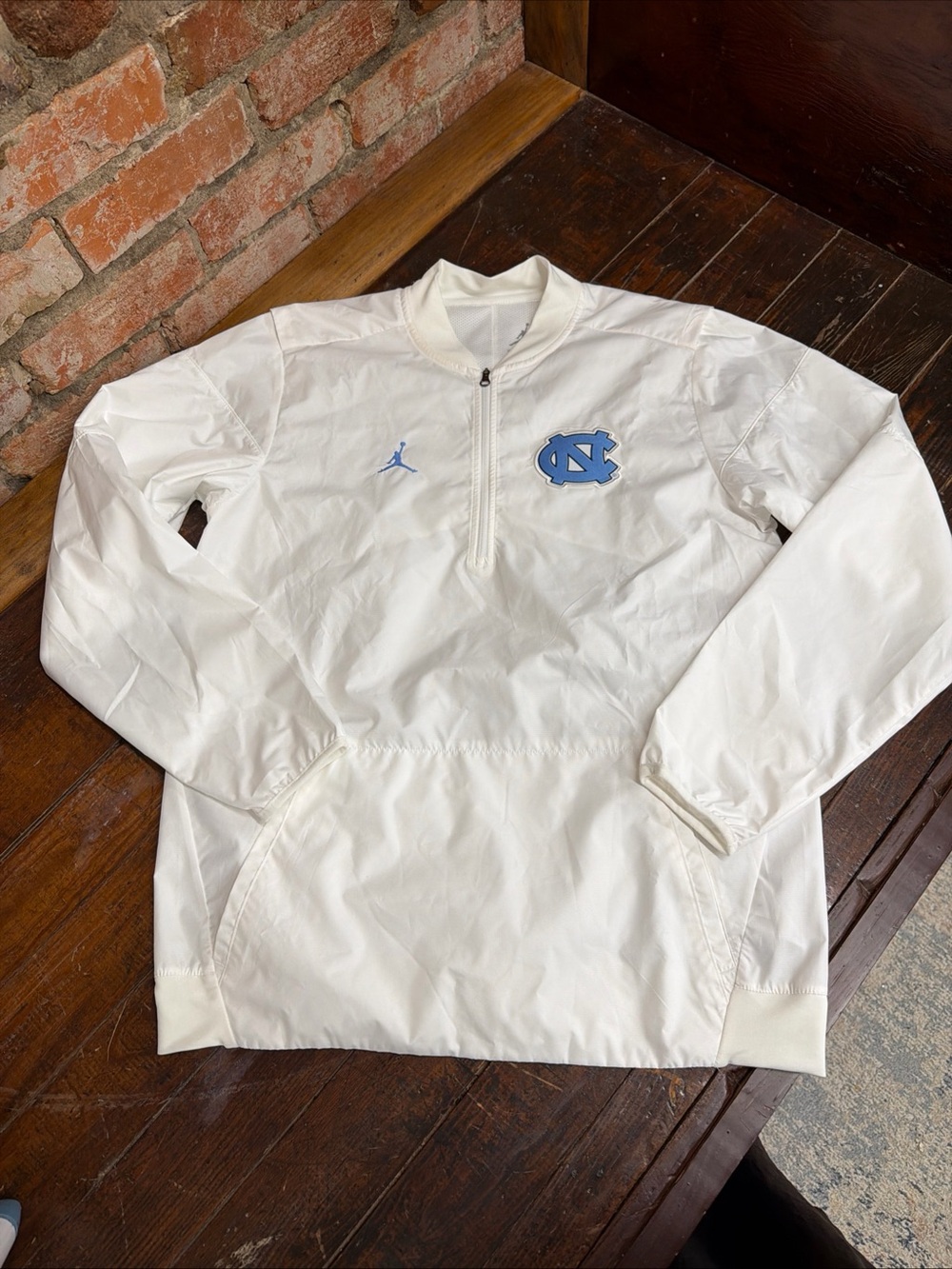 Jordan White Mesh Pullover with Gray Jumpman